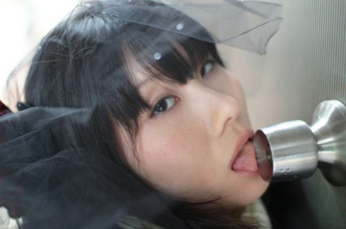 Japanese girls licking doorknobs